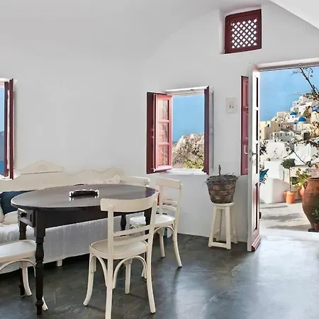 Сasa de vacaciones Pori House-volcano View Oia (Santorini)