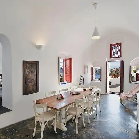 Pori House-volcano View Tatil Evi